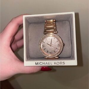 Michael Kors Sparkling Rose Gold Timepiece- NEEDS NEW BATTERY